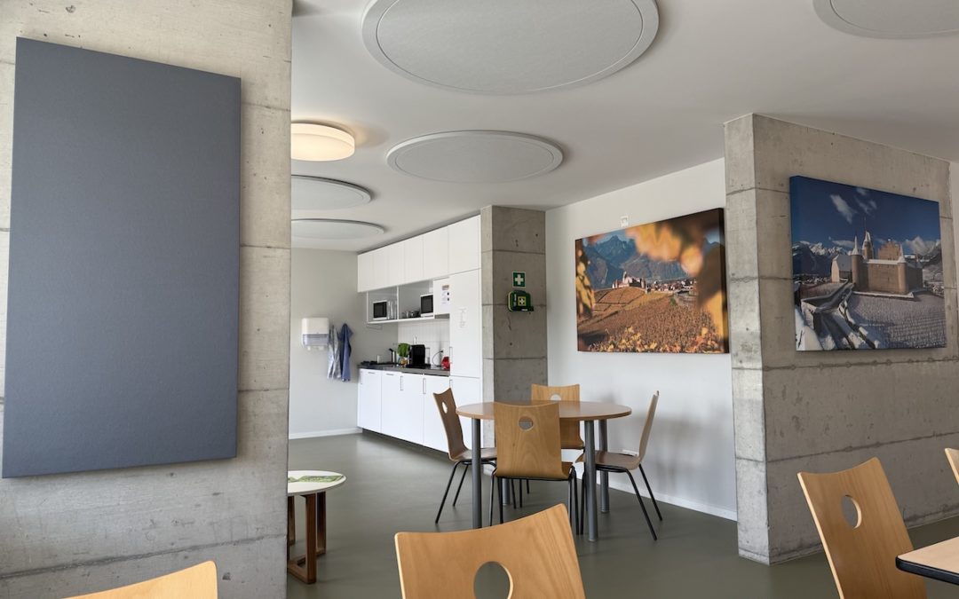 Traitement acoustique de la cafétéria de la commune d’Aigle